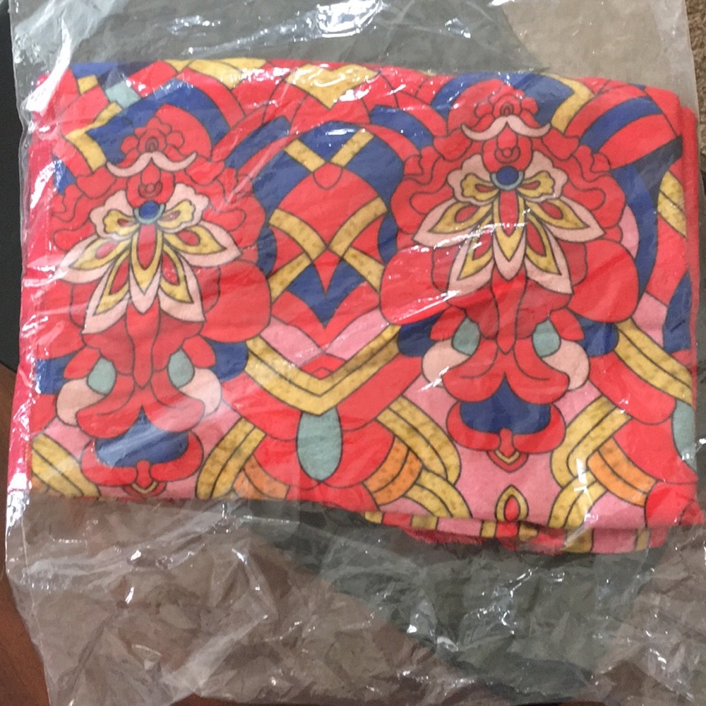 Cashmere scarf
